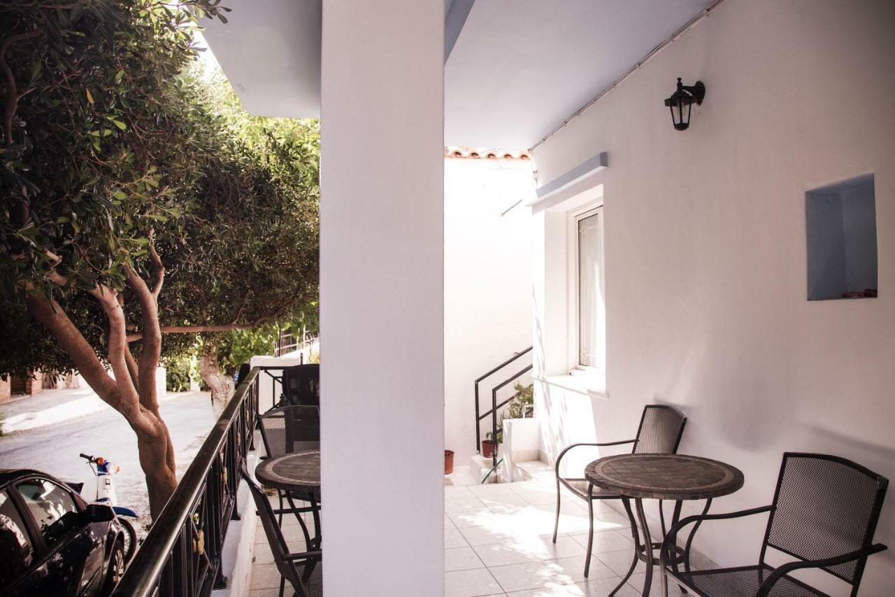Hotel Asteria Ágios Kírykos Extérieur photo